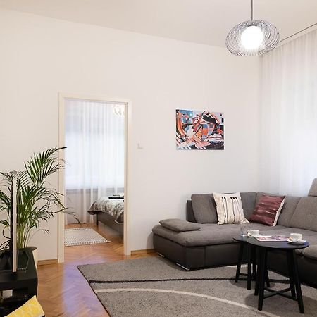 Modern Spacious 3Bdr Apartment In Heart Of Zagreb Exteriör bild