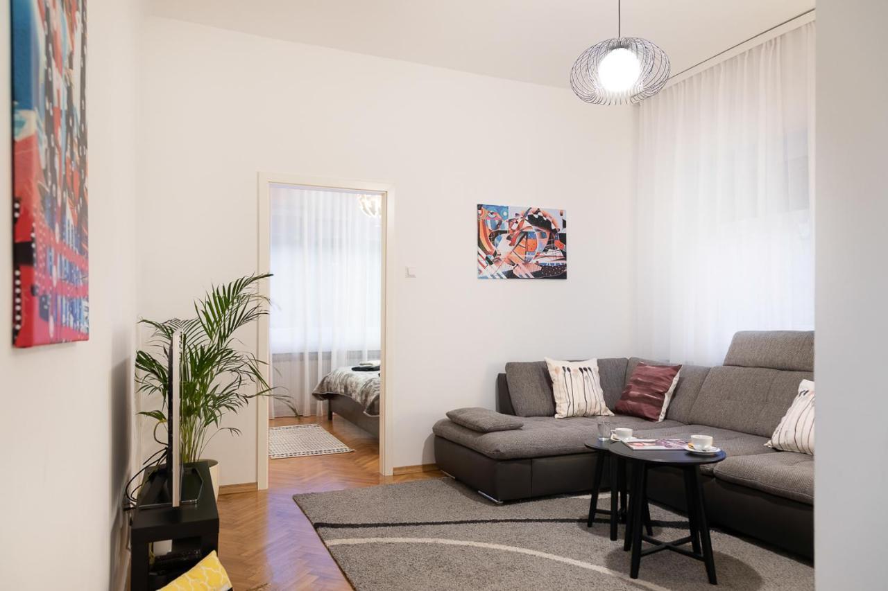 Modern Spacious 3Bdr Apartment In Heart Of Zagreb Exteriör bild